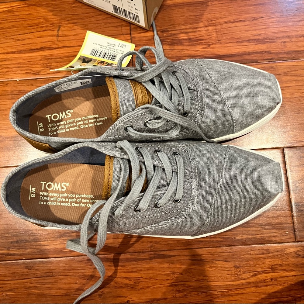 NEW! Toms